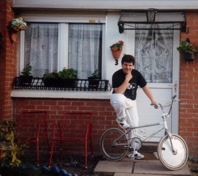 Moi et mon dernier ''BMX'' (Avril 1990)_2_redimensionner.jpg